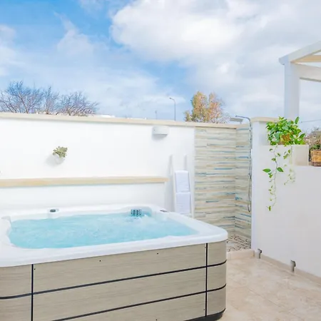 Giuvi Con Jacuzzi Privata Apartment *