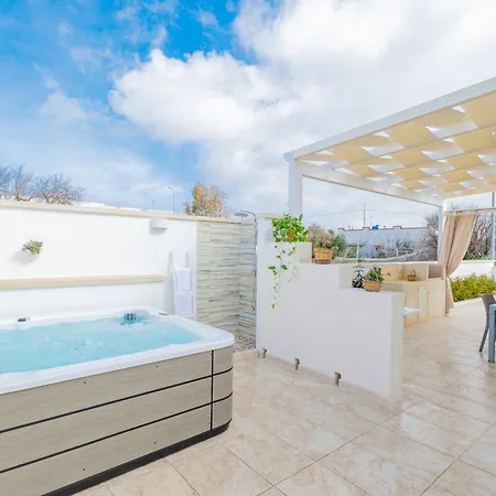 Giuvi Con Jacuzzi Privata Apartment *